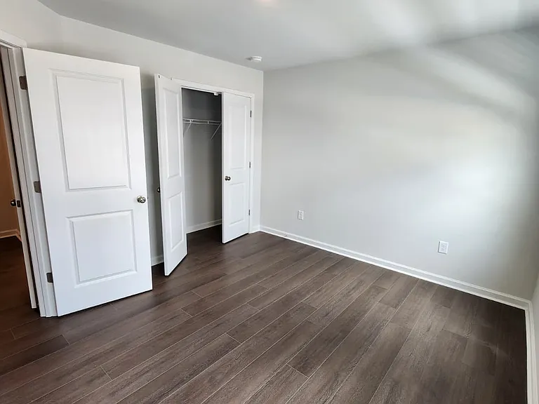 4006 Silver Oak Ln — Photo 11