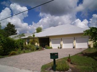 295 NE Sagamore Ter, Port Saint Lucie, FL 34983