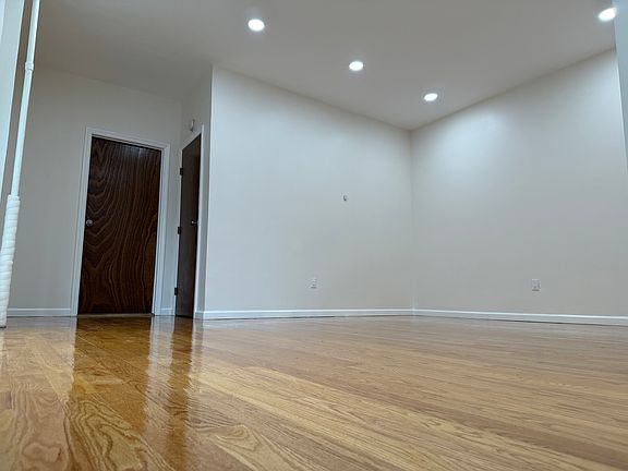 2nd image of 179 Bay 25 St #1