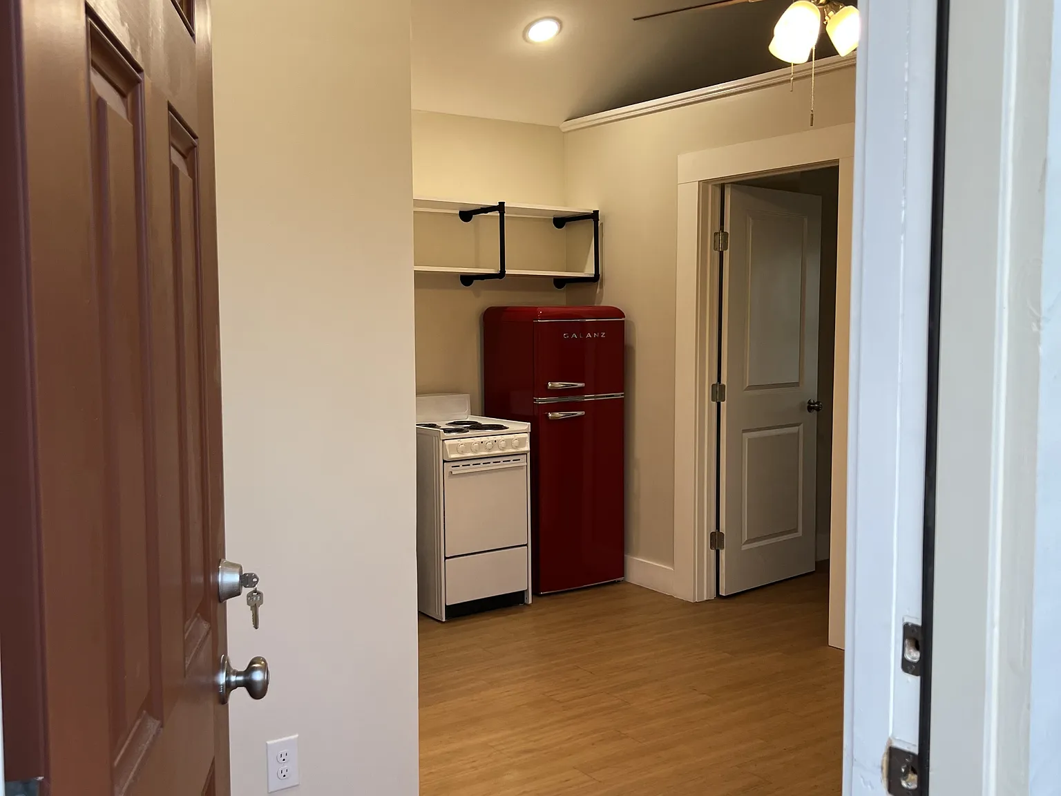 1 bed, $795 — Photo 3