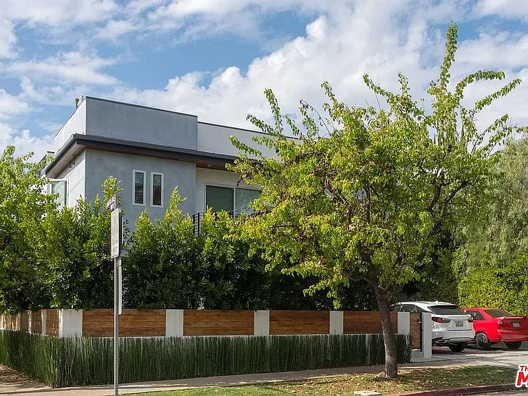 801 N Kilkea Dr — Photo 31