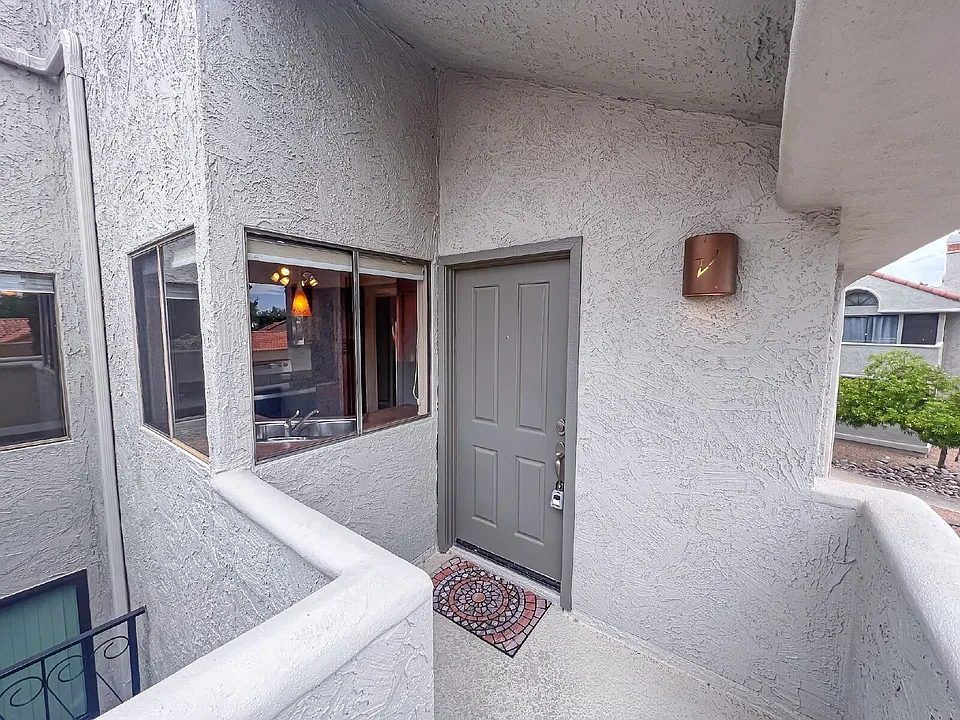 10115 E Mountain View Rd #2086