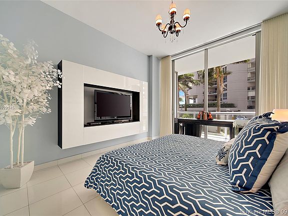 4th image of 6799 Collins Ave APT 108