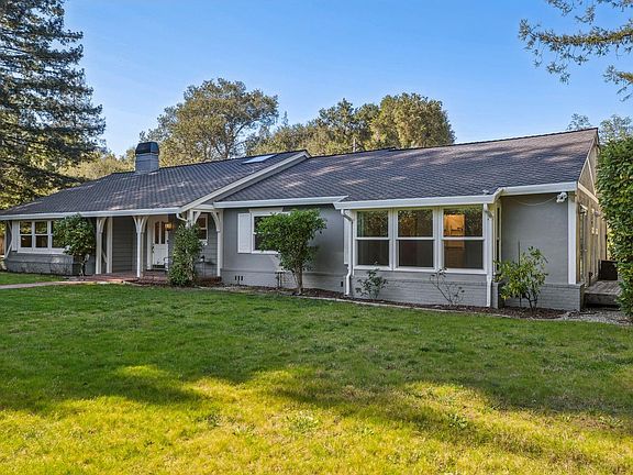 5th image of 142 Patricia Dr