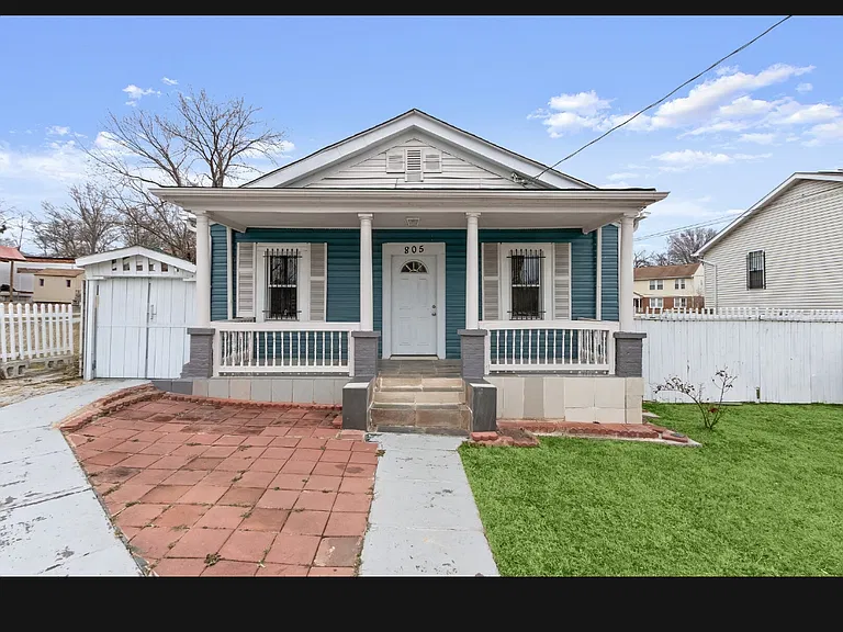 805 Eastern Ave — Photo 15