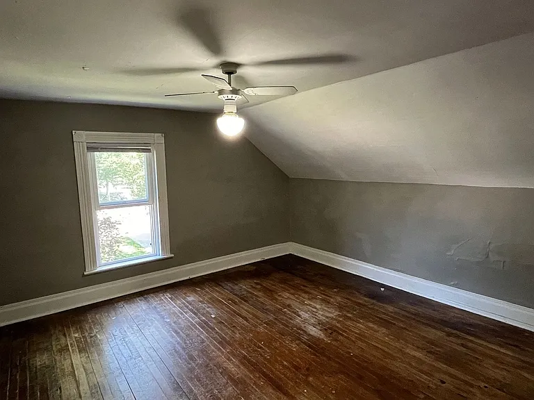 630 E Wausau Ave — Photo 17