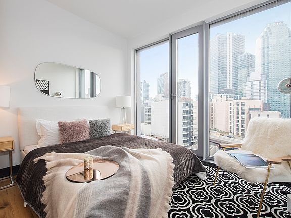 4th image of 42-22 27th St #213