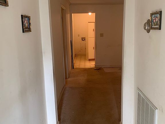 4th image of 1120 Cherry Hill Trl