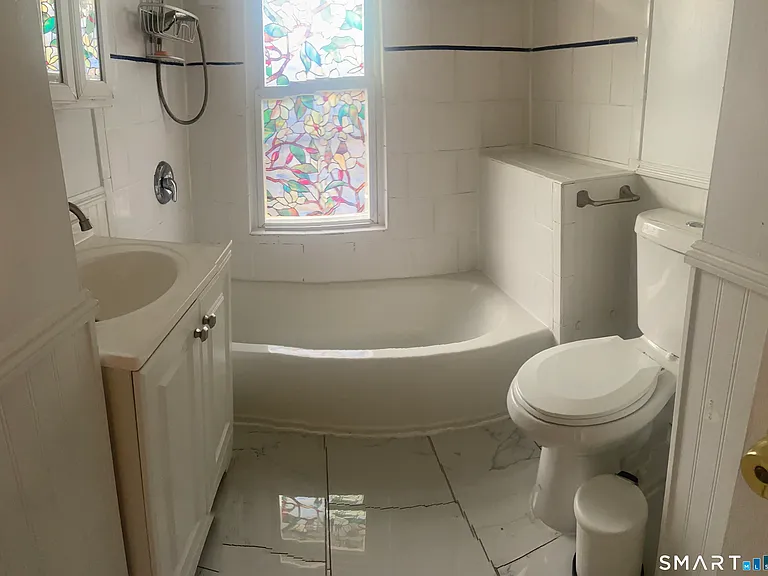 739 Frost Rd — Photo 8