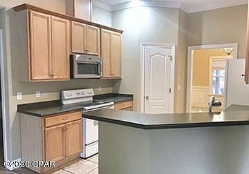 5th image of 8120 Viburnum Ct S