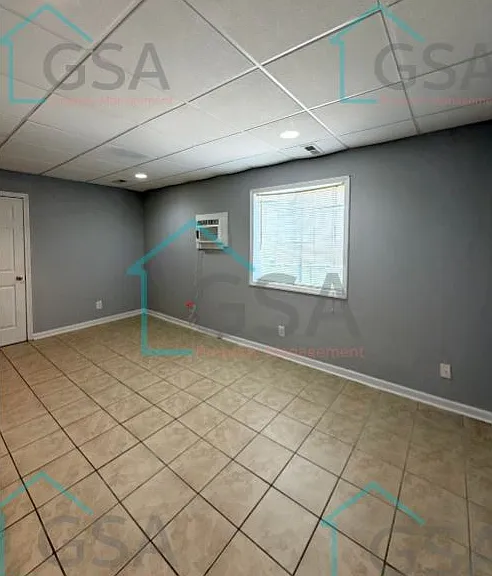 5 Mayflower St #C — Photo 2