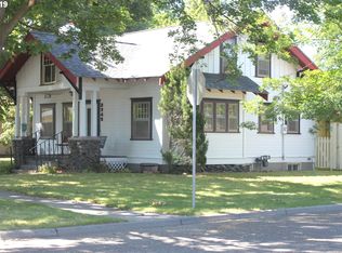 2745 College St, Baker City, OR 97814