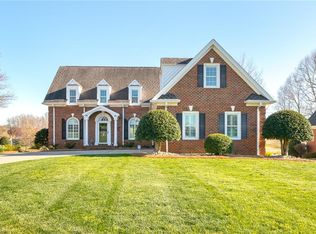 153 Isleworth Dr, Advance, NC 27006