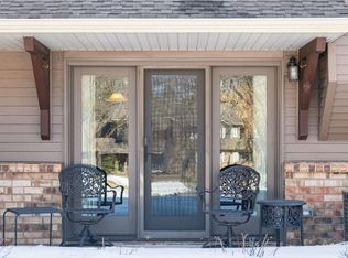 12645 Sherwood Pl, Minnetonka, MN 55305