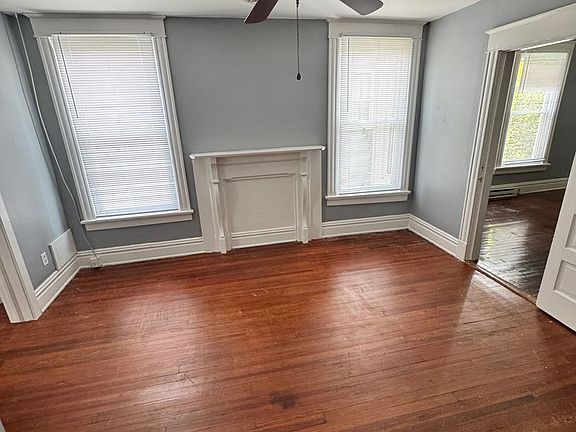 2nd image of 1911 Fairmount Ave #2