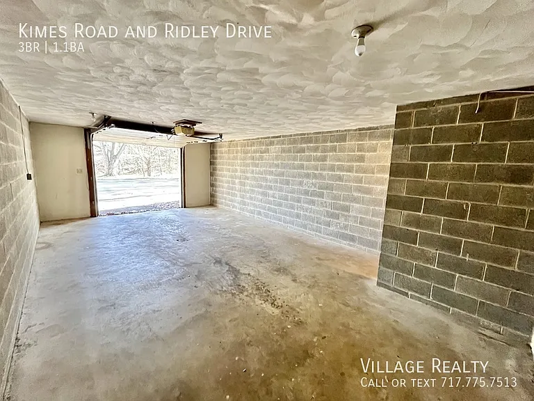 Kimes Rd — Photo 106