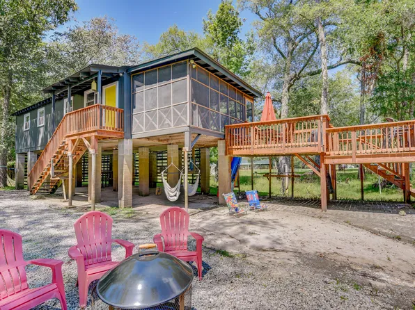 632 Cardinal Ln, Cottageville, SC 29435