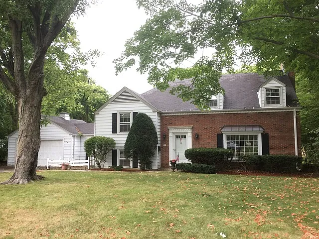 112 Ravine Forest Dr photo 1