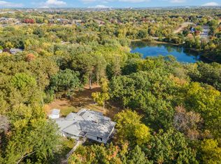 1315 Deerwood Dr, Eagan, MN 55123
