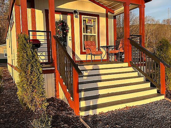 4th image of 200 Byrd Dr Lot 15