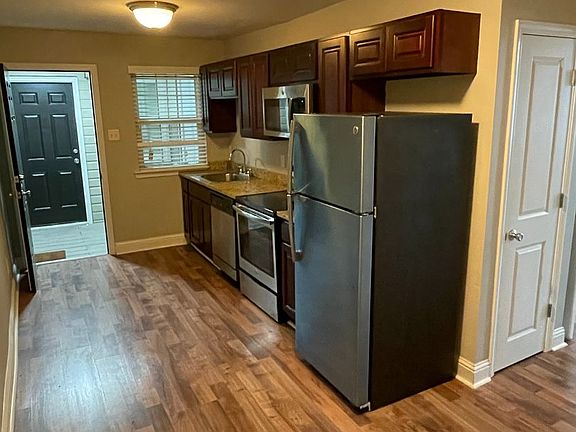 5th image of 2309 Baronne St #101