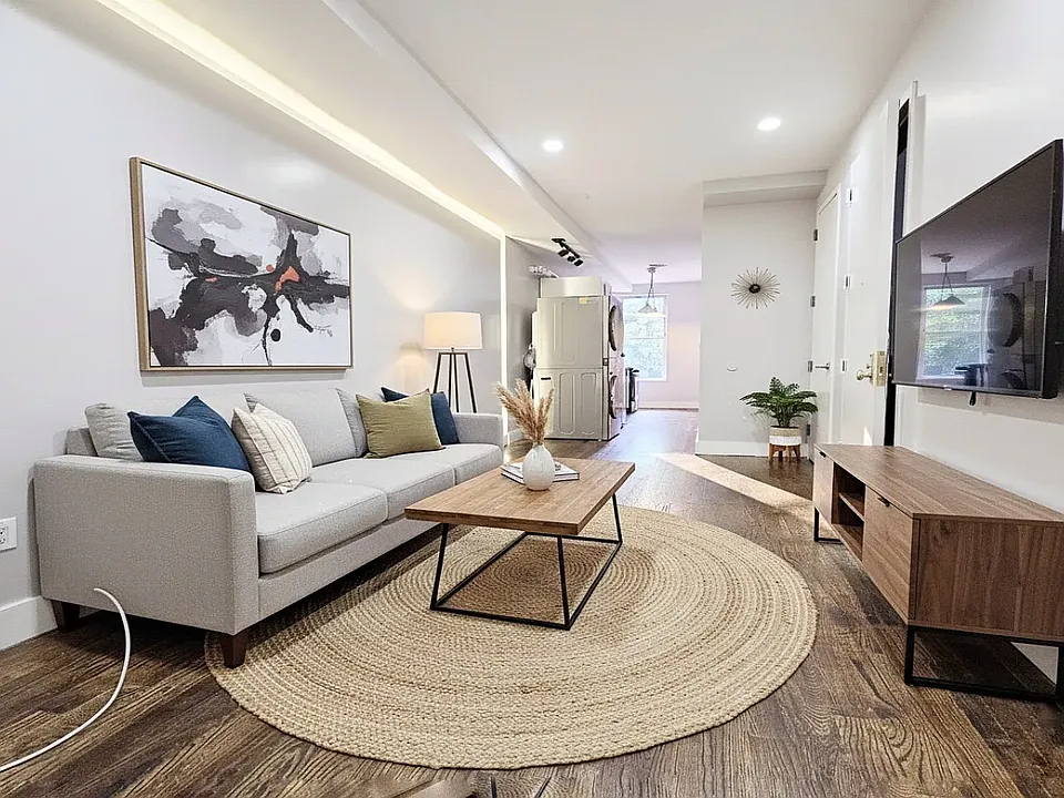 153 Bleecker St #2L