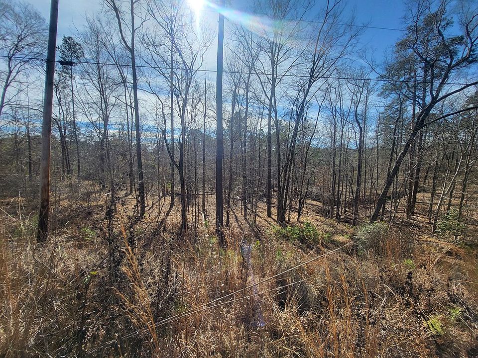 2nd image of 107 Old Ferry Rd