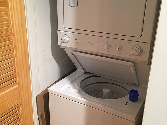 5th image of 1645 W Ogden Ave Unit 813