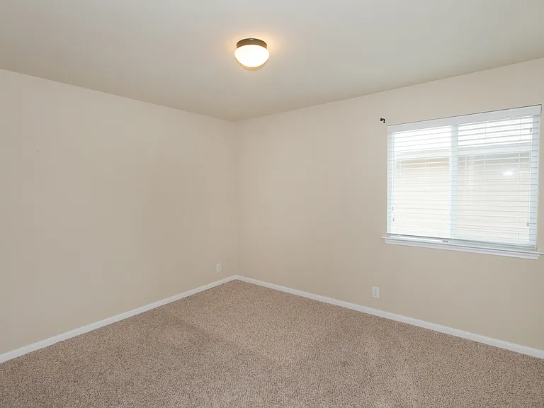 1902 Laminar Creek Rd — Photo 22