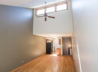 216 Fairfield St, Lincoln, NE 68521