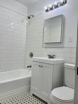Rented by Oxford Property Group | media 5
