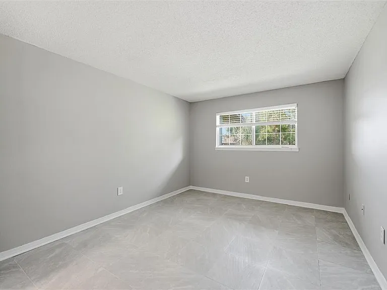 1695 Lee Rd #B204 — Photo 16
