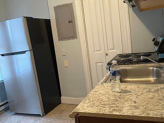2nd image of 537 N Vodges St Floor 2