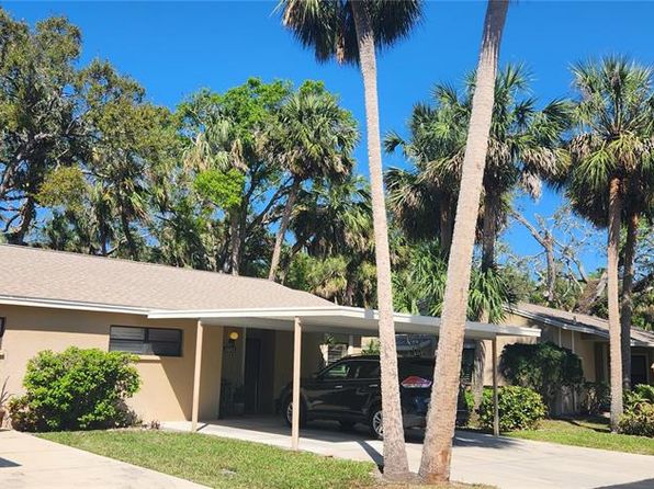 5051 Village Gardens Dr #15