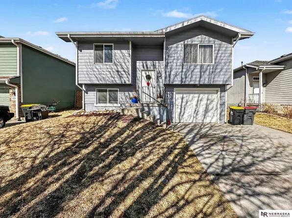 3030 W Kyle Ln, Lincoln, NE 68522
