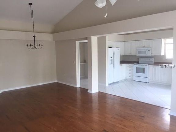 2nd image of 17707 Esprit Dr