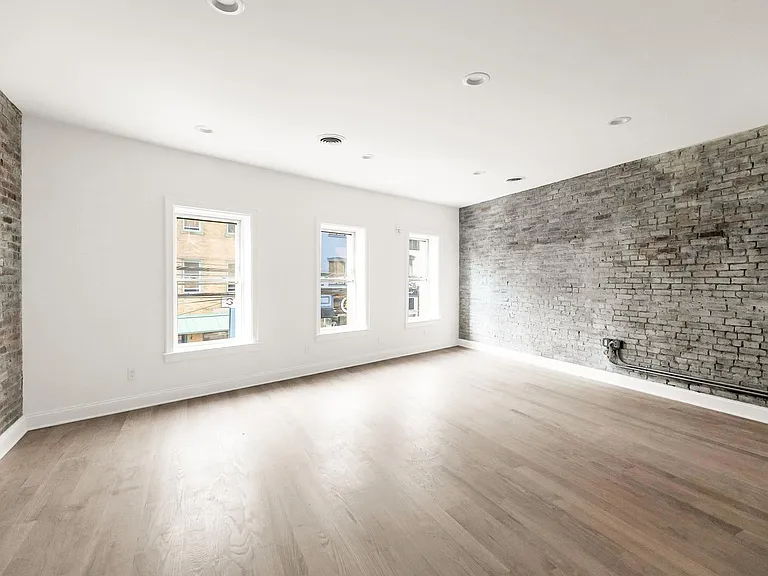 17 W Front St — Photo 13