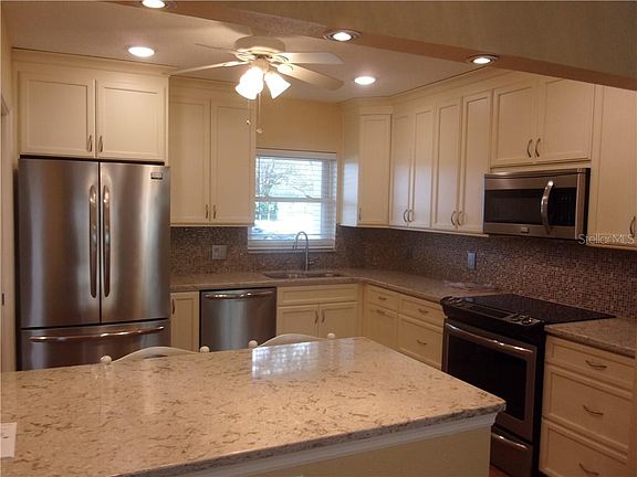 4th image of 2280 World Parkway Blvd APT 2