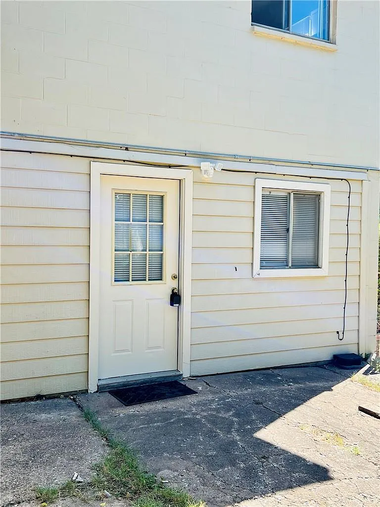 1 bed, 1.0 bath, 600 sqft, $1,100 — Photo 2