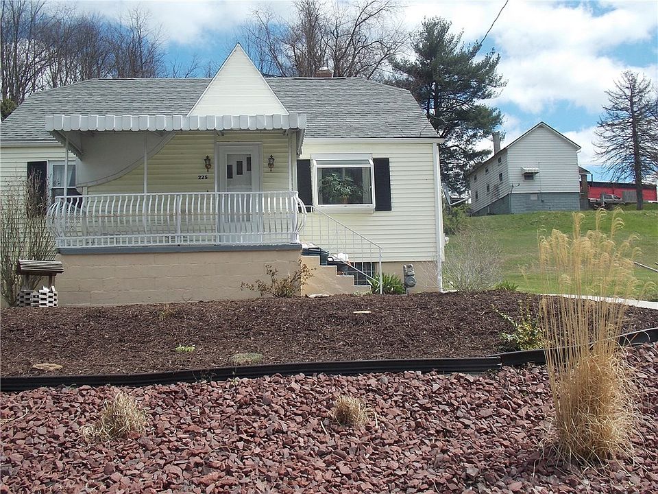 1st image of 225 4th Ave