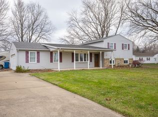 110 Habant Dr, Amherst, OH 44001