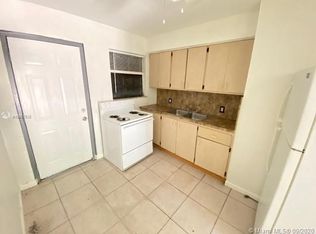 30 NW 71st St #2, Miami, FL 33150
