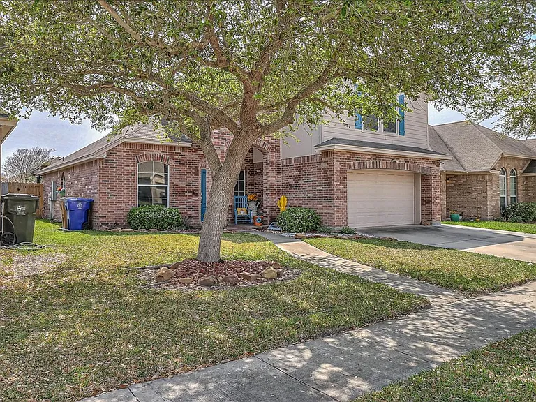 7229 Brown — Photo 34