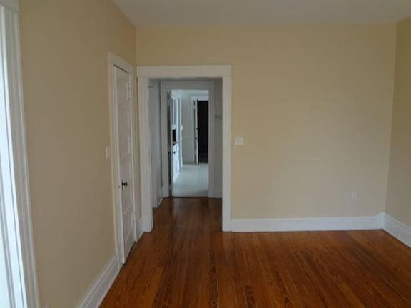 4th image of 2322 W Huron St #1F