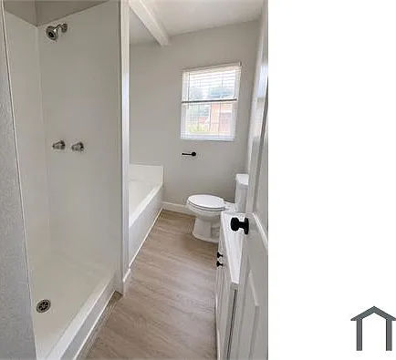 1421 W 90th Pl — Photo 17