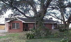 1st image of 20195 Circle Dr