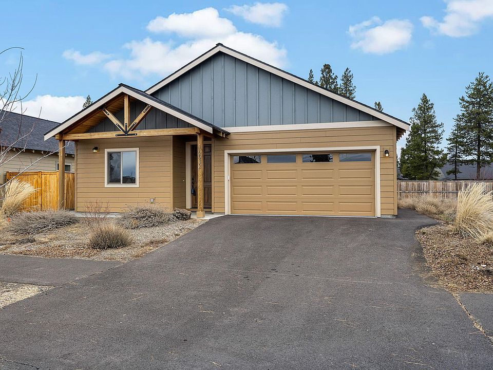 1st image of 16532 Pine Creek Dr