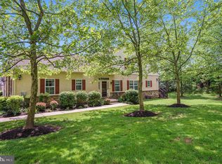 2101 Hidden Meadow Dr, Colmar, PA 18915