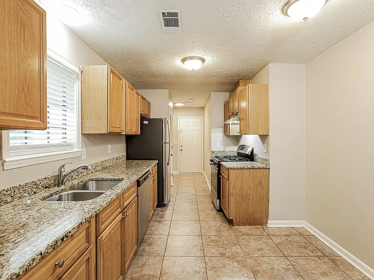 4114 Red Laurel Way — Photo 6
