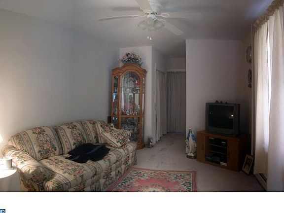 5th image of 1132 Franklin St